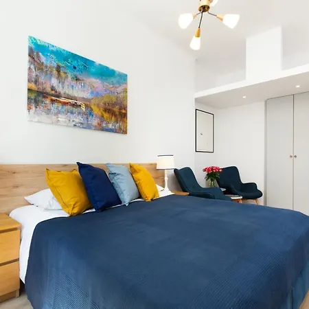 Mokotow Odolanska By Renters Apartment *